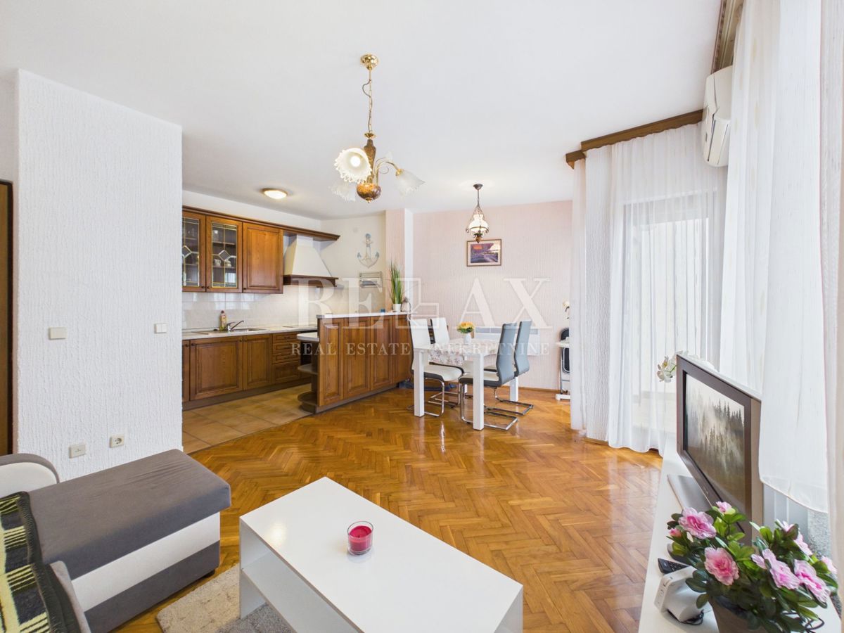 Crikvenica - enosobno stanovanje s pogledom na morje