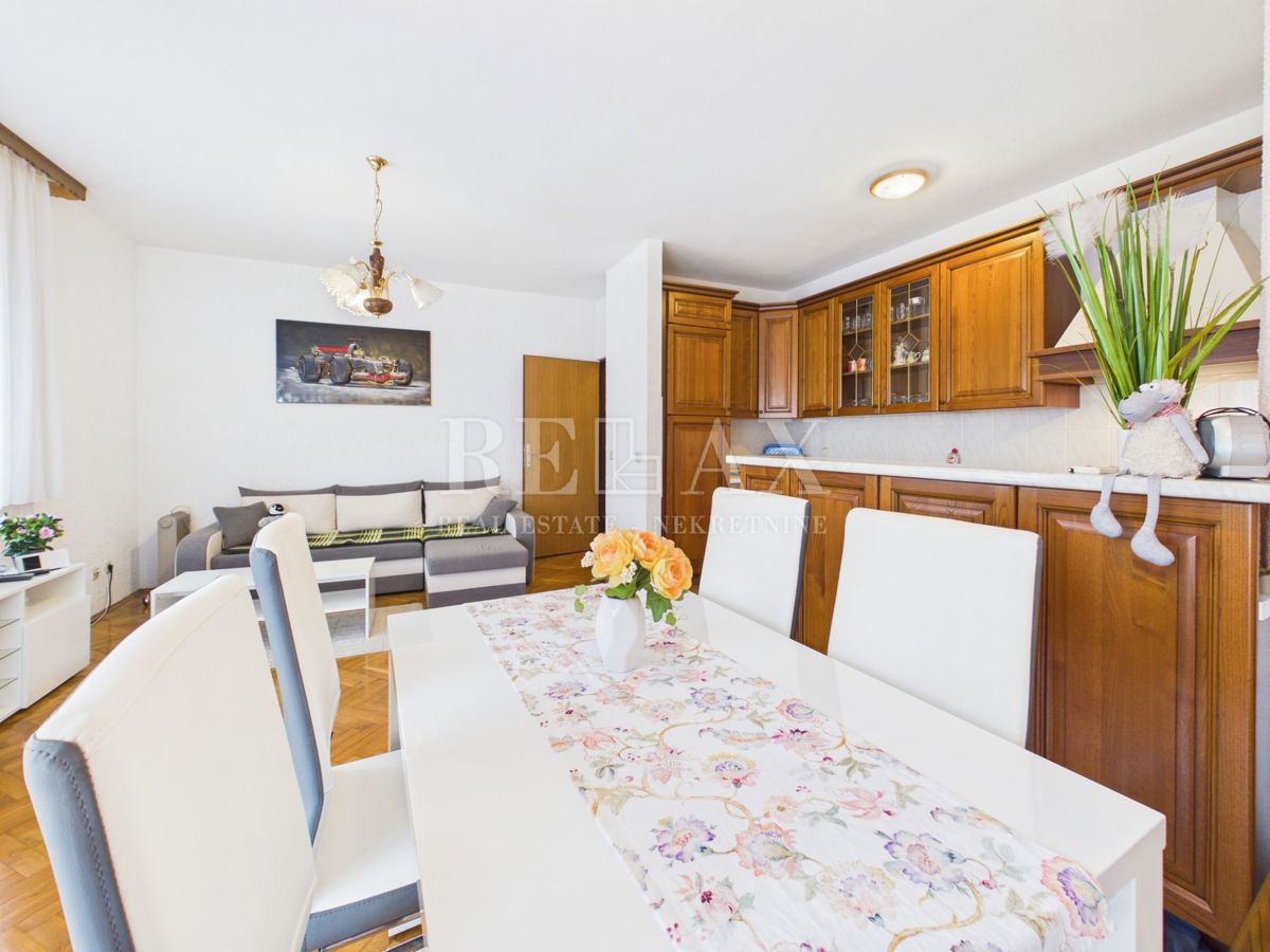 Crikvenica - enosobno stanovanje s pogledom na morje