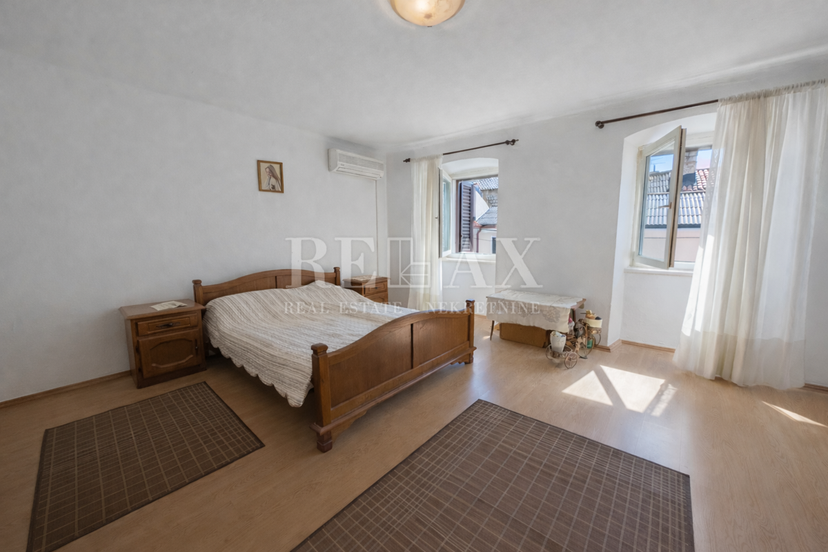 Stanovanje Senj, 162m2