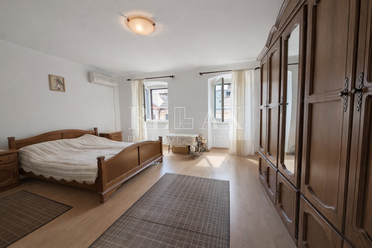 Stanovanje Senj, 162m2