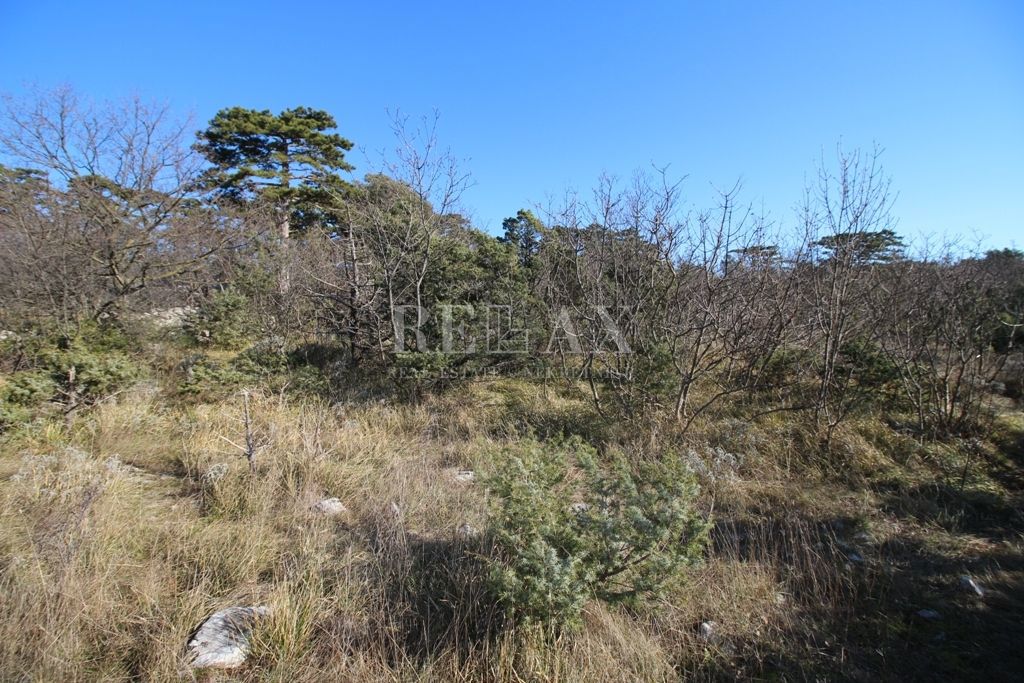 NOVI VINODOLSKI - Gradbeno zemljišče 2.489m2, dobra lega