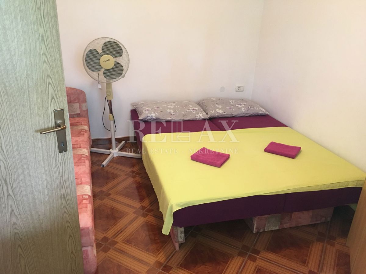NOVI VINODOLSKI - Hiša s čudovitim vrtom