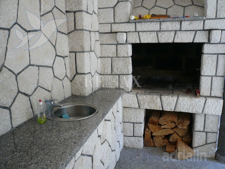 NOVI VINODOLSKI - Hiša s čudovitim vrtom