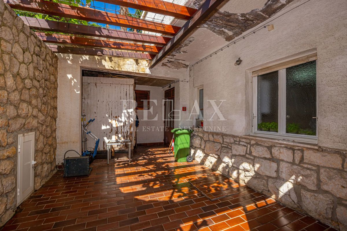 Crikvenica - poslovni prostor v širšem centru