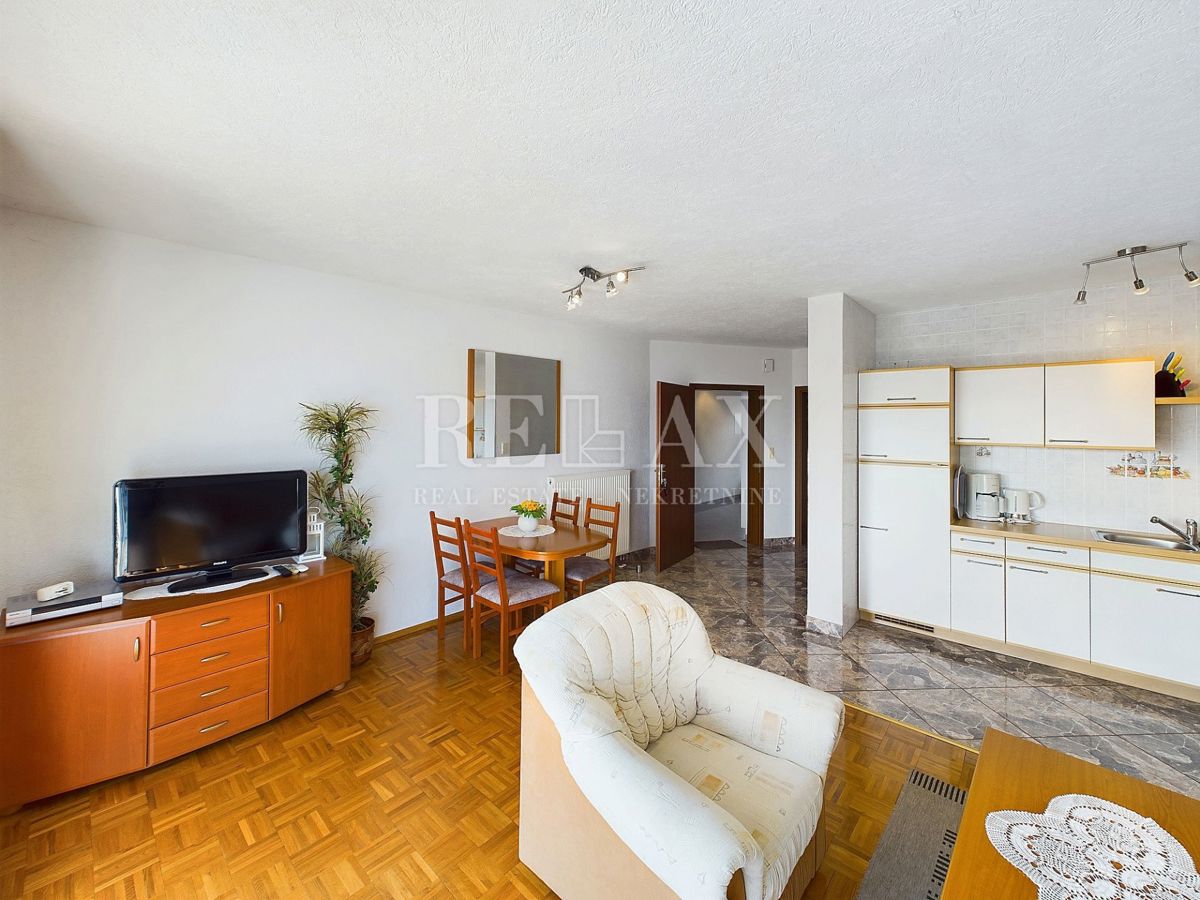 Novi Vinodolski - apartma s pogledom na morje