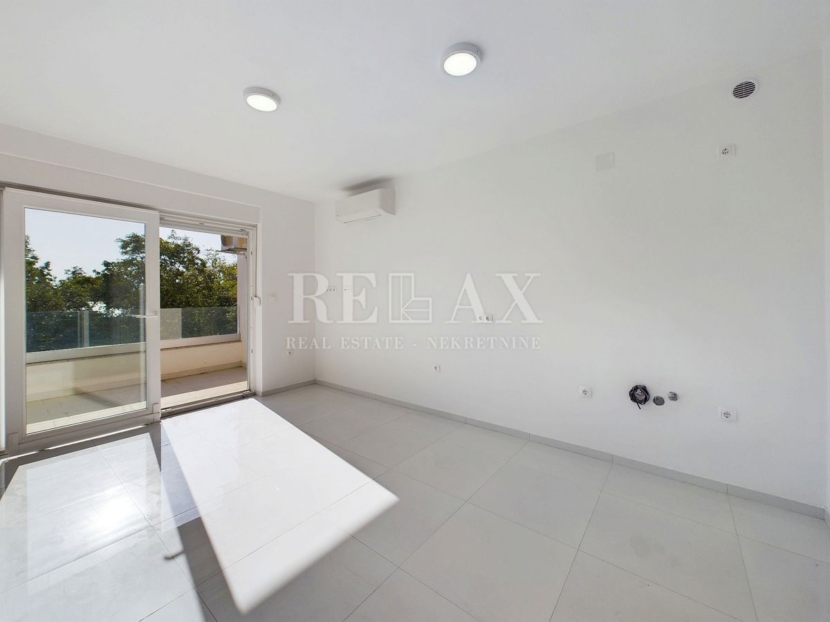 Crikvenica - dvoetažni apartma