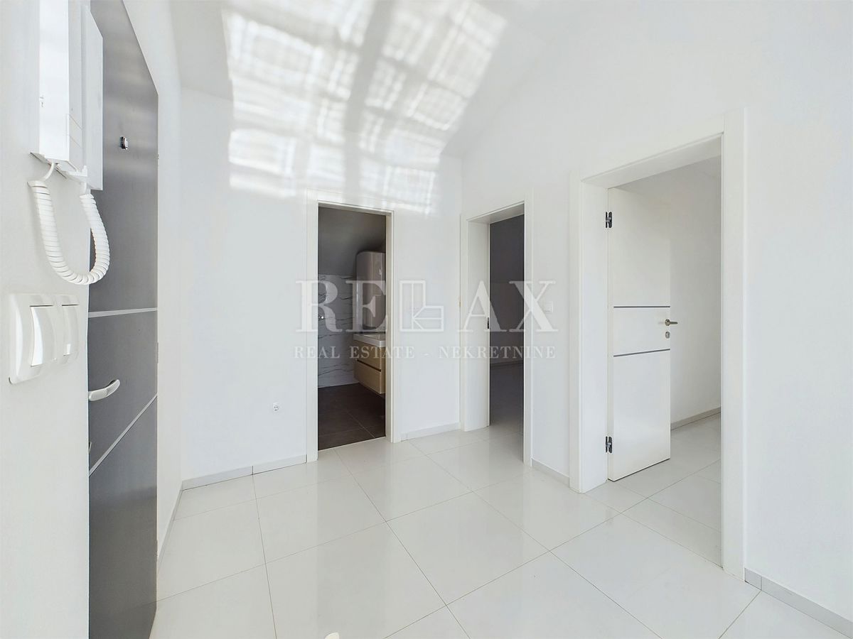 Crikvenica - dvoetažni apartma