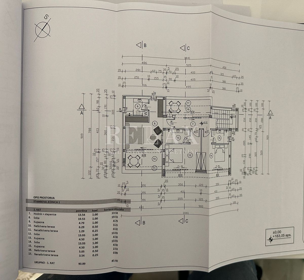 Bribir - vila z bazenom in velikim vrtom
