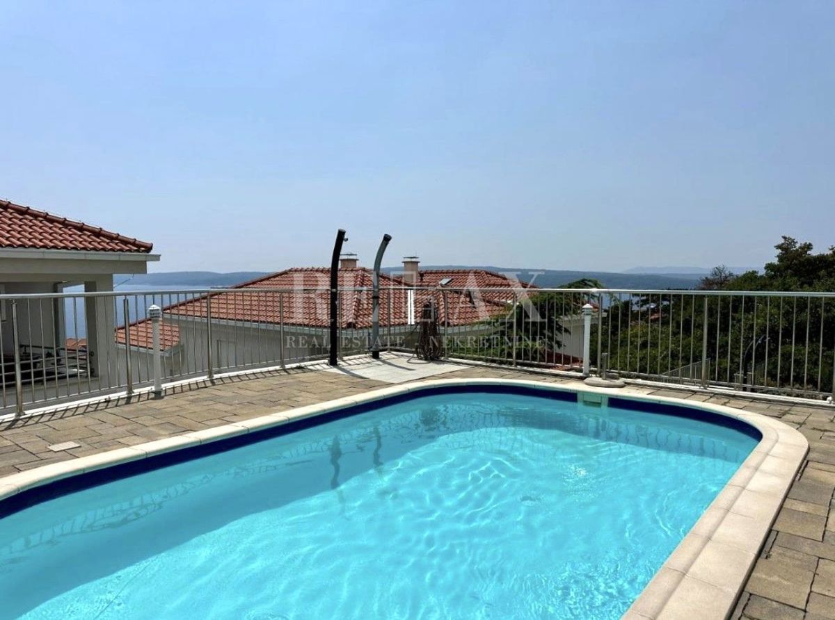Crikvenica - apartma s panoramskim pogledom na morje