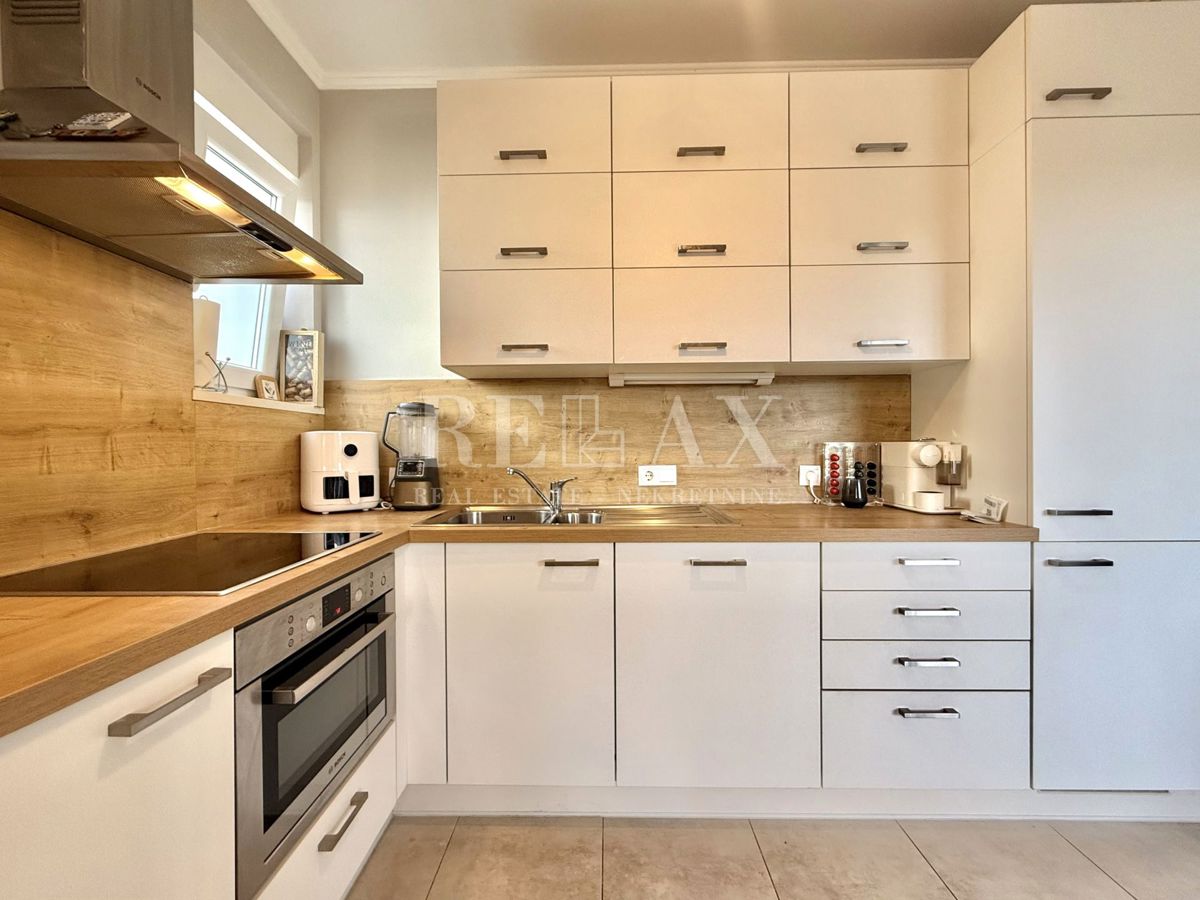 Crikvenica - apartma s panoramskim pogledom na morje