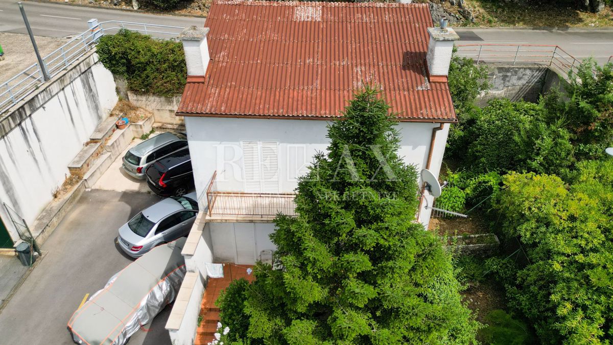 Crikvenica - hiša z vrtom blizu centra