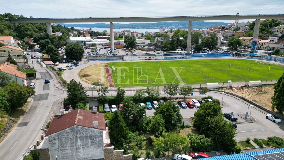 Crikvenica - hiša z vrtom blizu centra