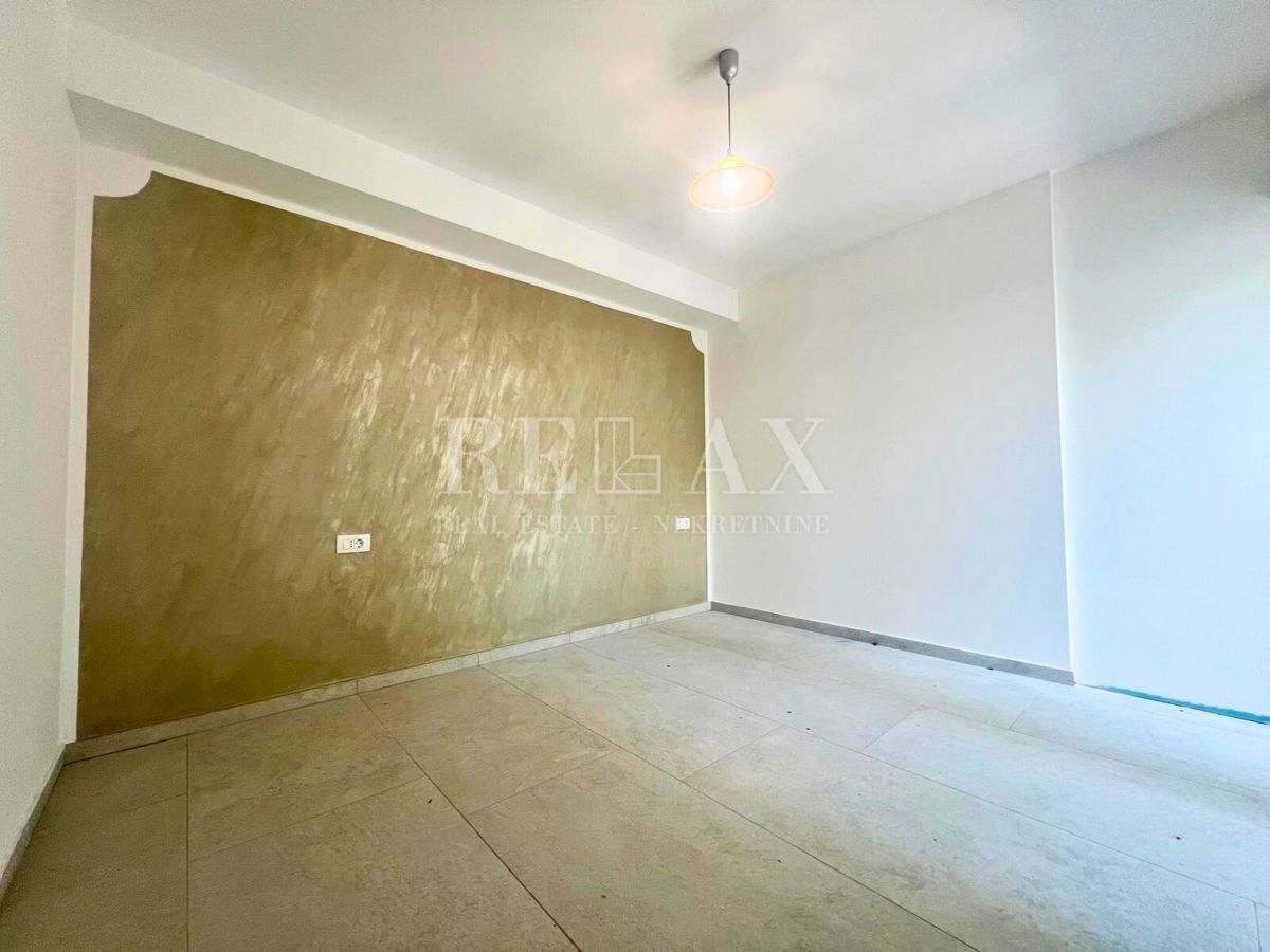 Rijeka, Srdoči - stanovanje v novogradnji s strešno teraso