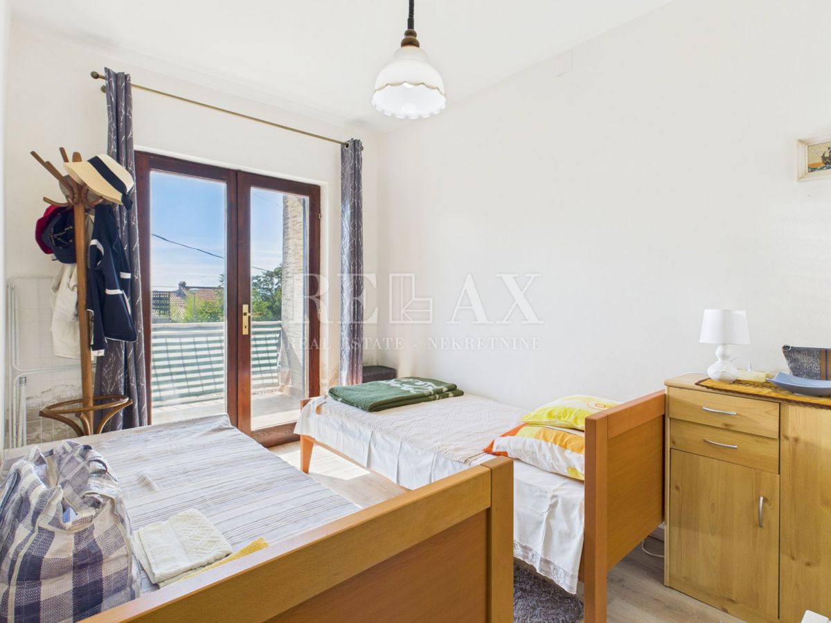 Dramalj - hiša z dvema stanovanjskima enotama