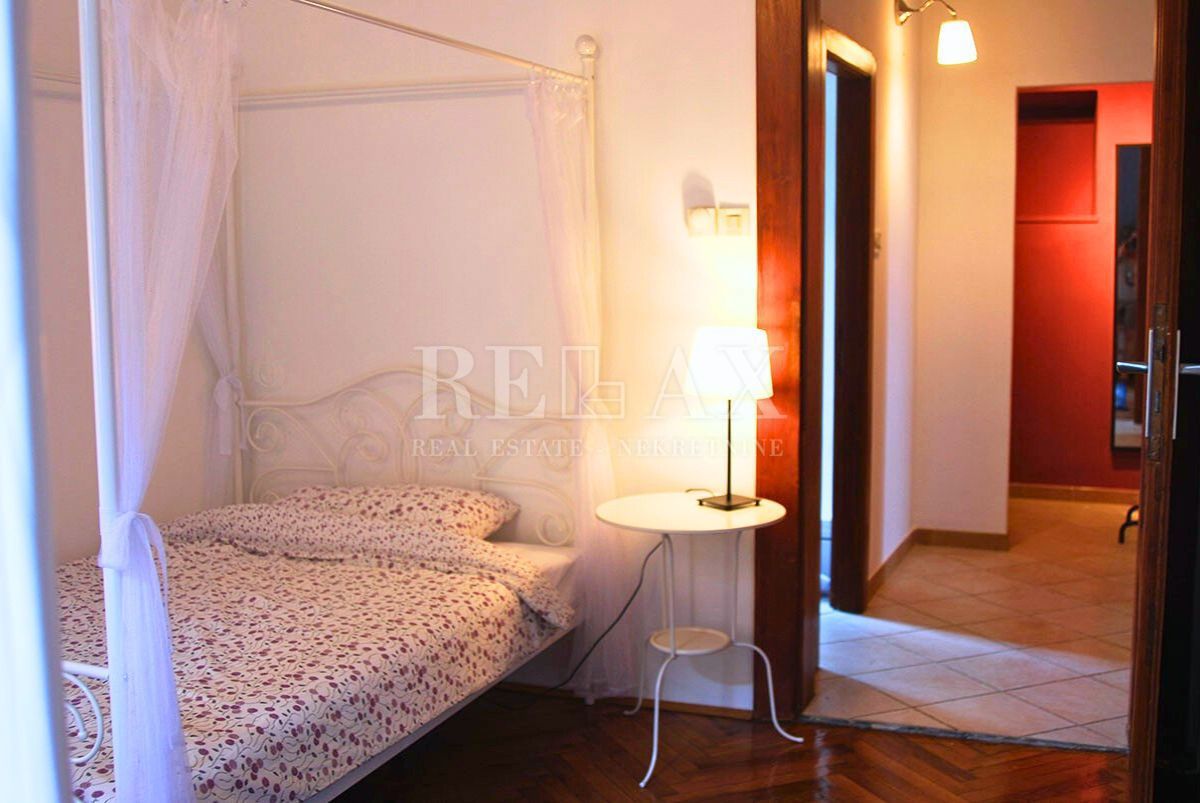 Opatija - nadstropje vile blizu centra