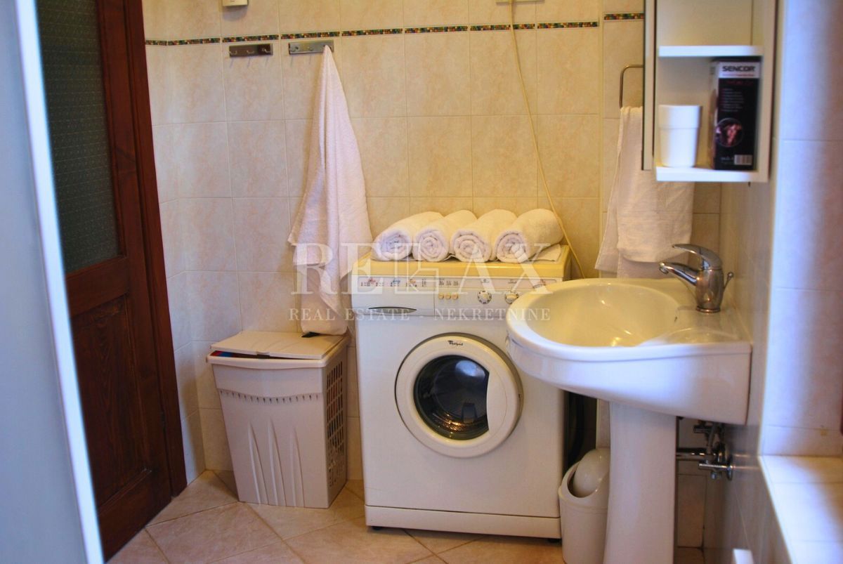 Opatija - nadstropje vile blizu centra