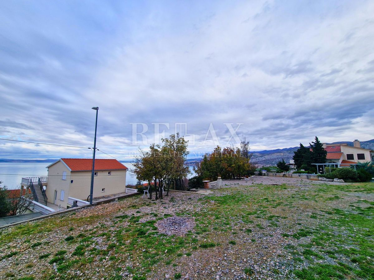 Klenovica - gradbeno zemljišče s pogledom na morje