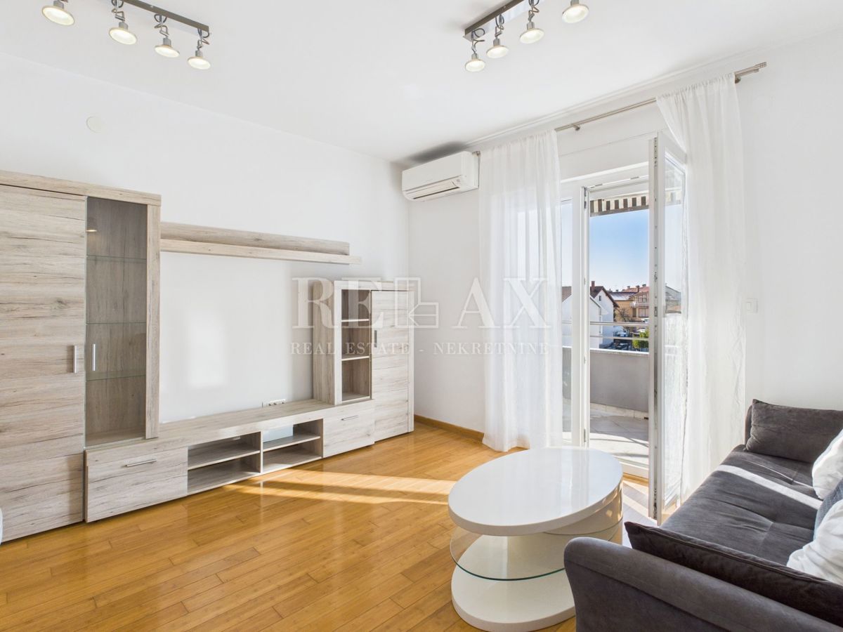 Reka, Srdoči - na novo prenovljeno stanovanje z dvema spalnicama