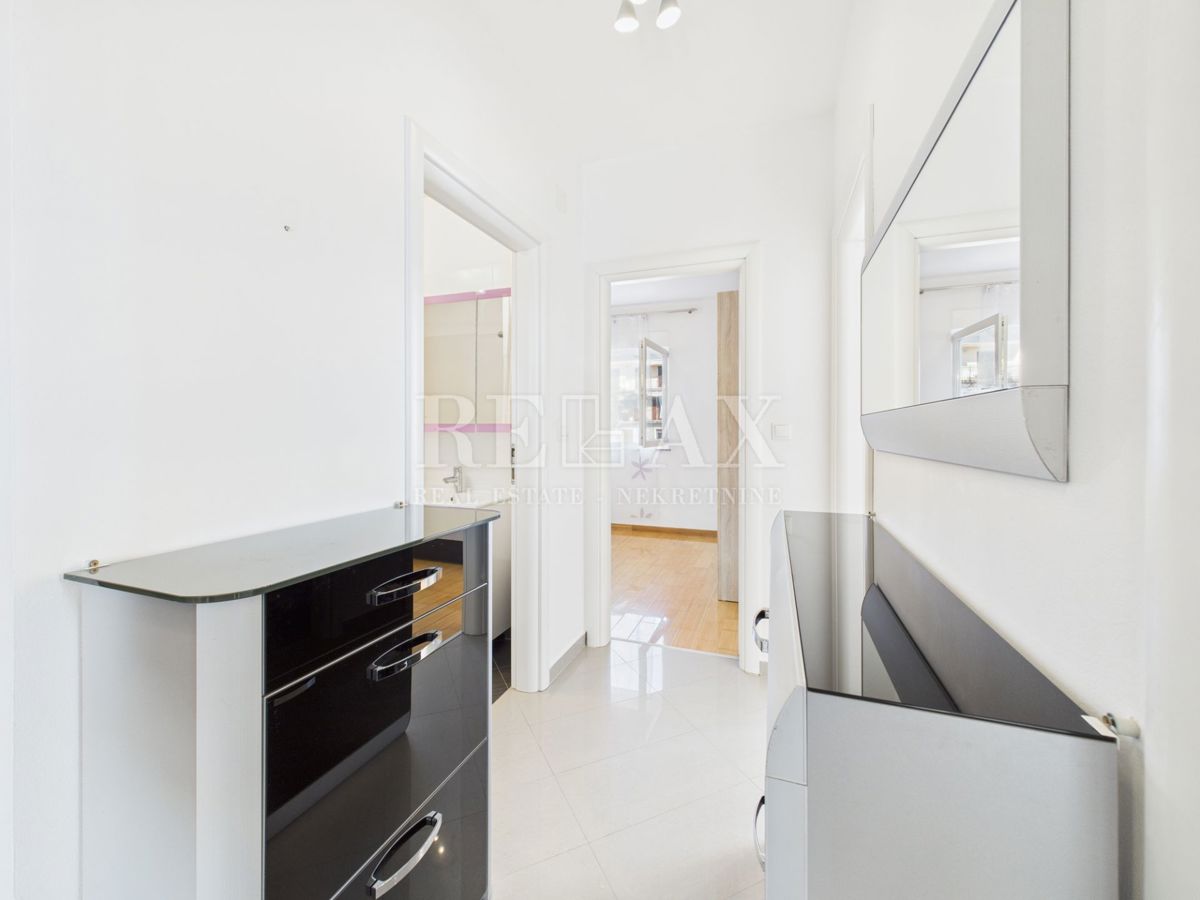 Reka, Srdoči - na novo prenovljeno stanovanje z dvema spalnicama