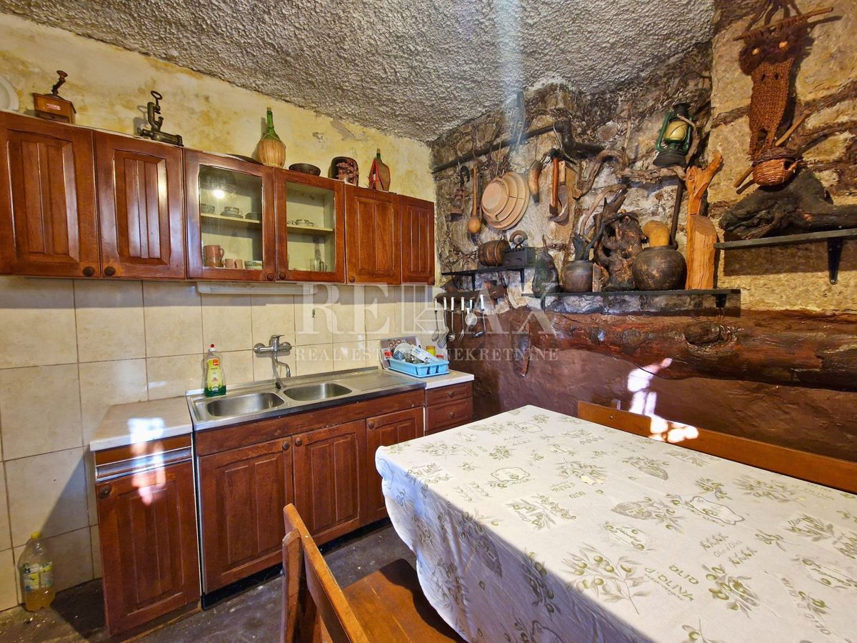 Grižane - samostojna hiša z garažo