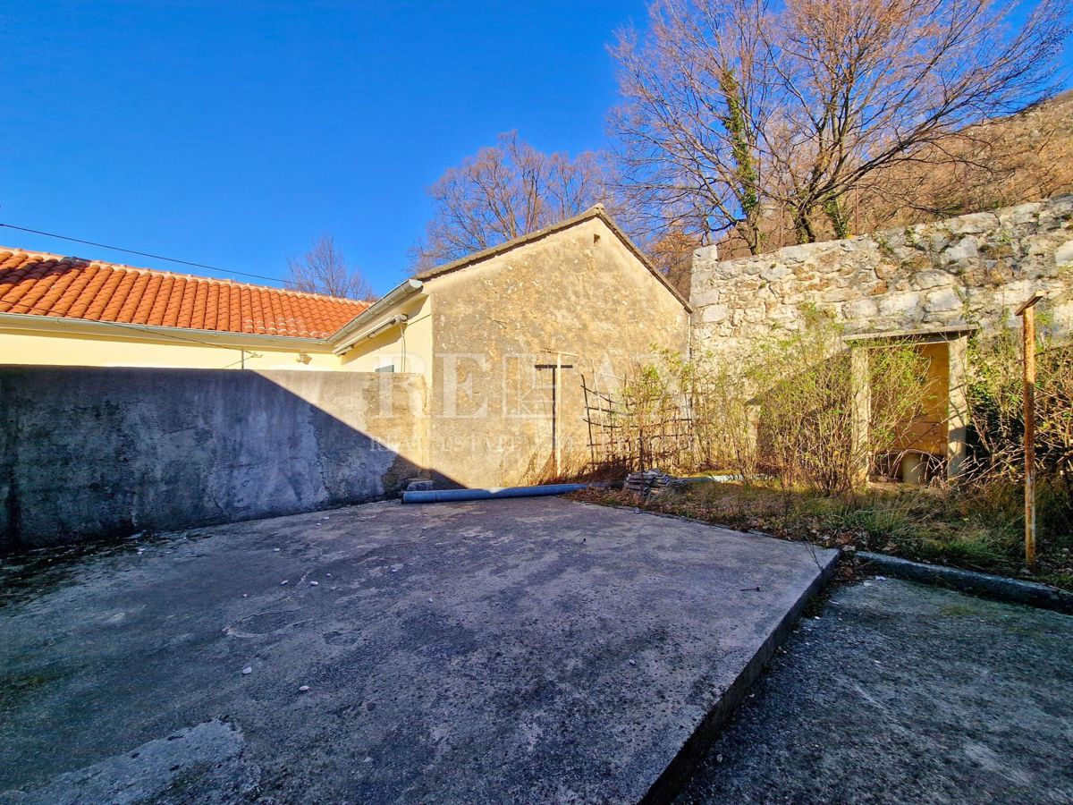 Grižane - samostojna hiša z garažo