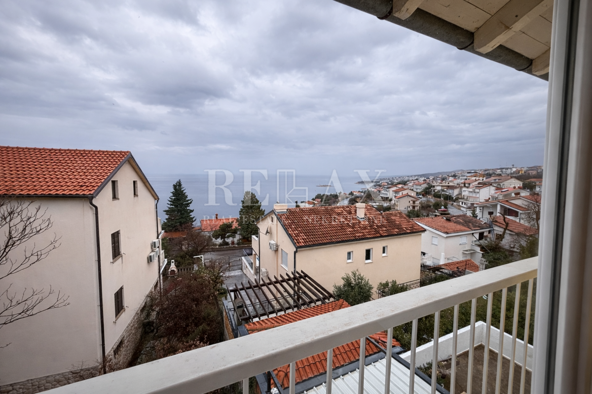 Novi Vinodolski - dvosobno stanovanje, parkirišče