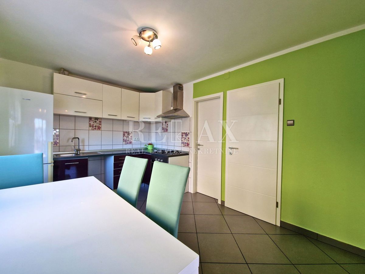 Novi Vinodolski - apartma blizu morja in centra