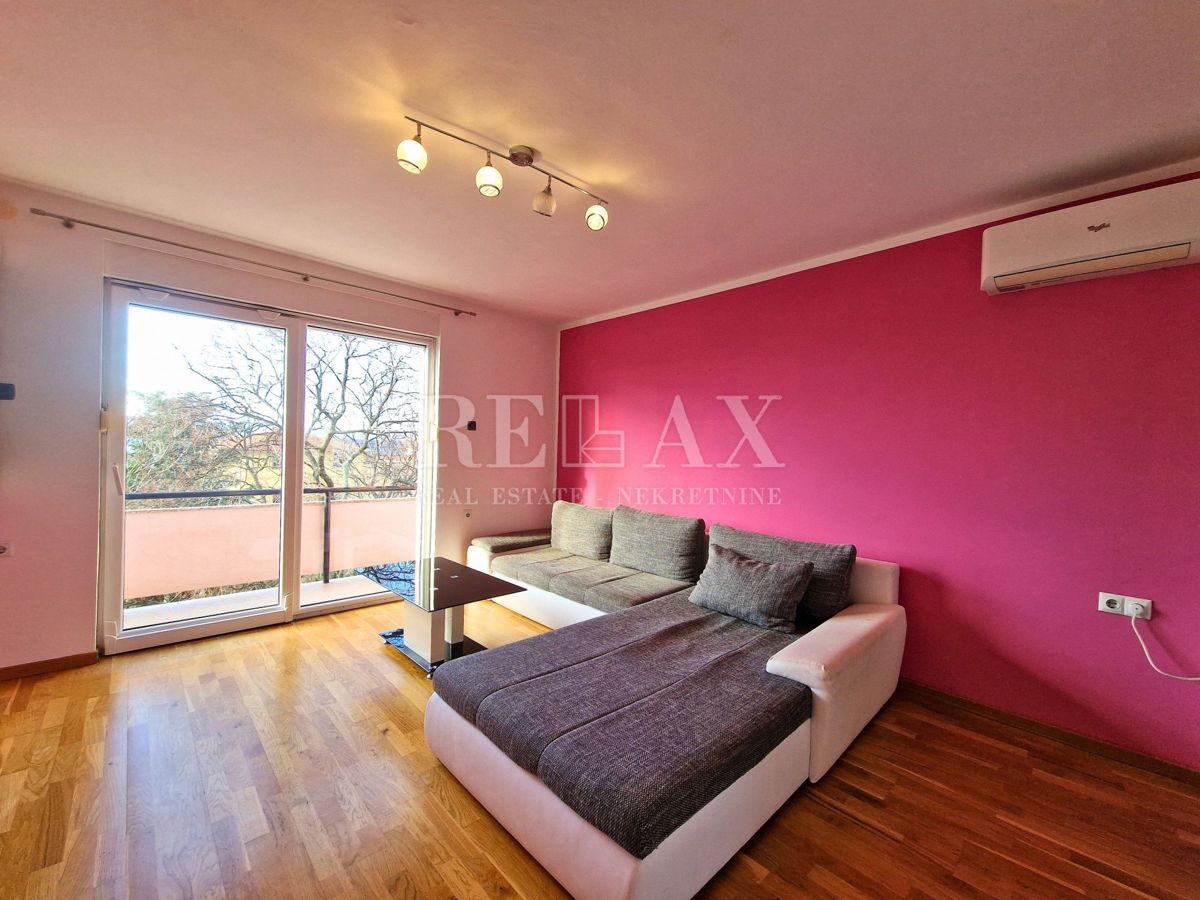 Novi Vinodolski - apartma blizu morja in centra