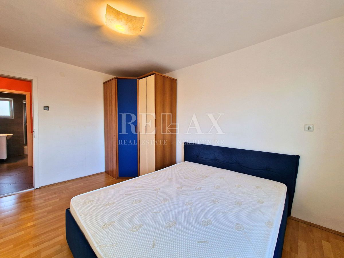 Novi Vinodolski - apartma blizu morja in centra