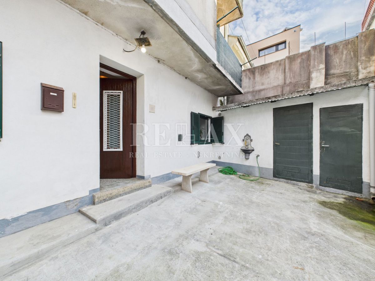 Crikvenica - hiša v samem središču mesta