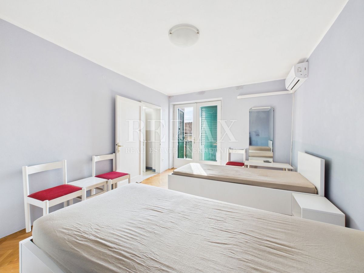 Crikvenica - hiša v samem središču mesta