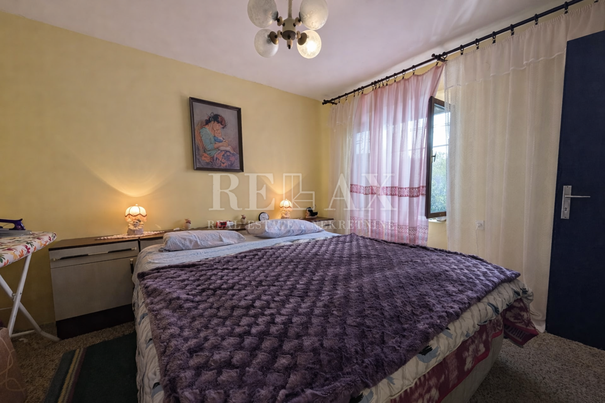 Reka, Sušačka Draga – samostojna hiša z vrtom in parkiriščem