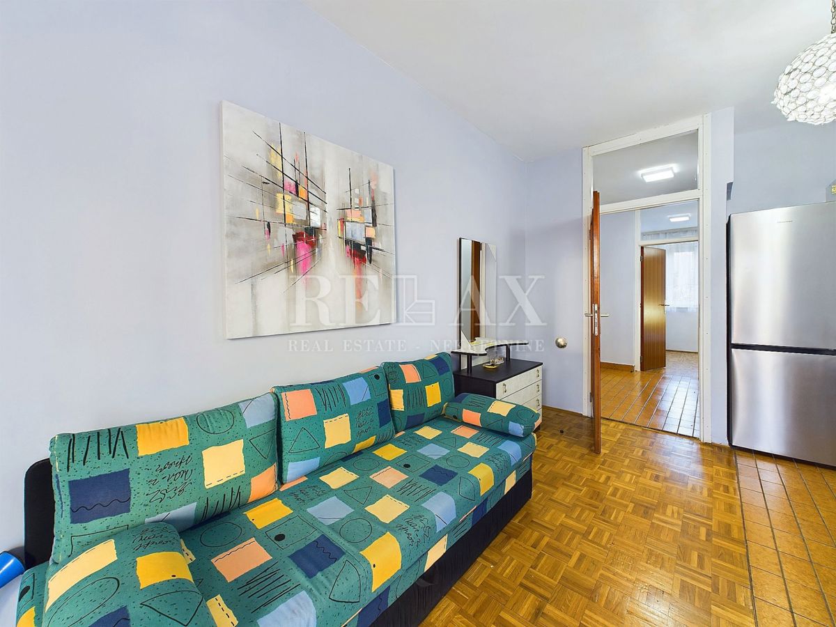 Novi Vinodolski - apartma v centru s teraso