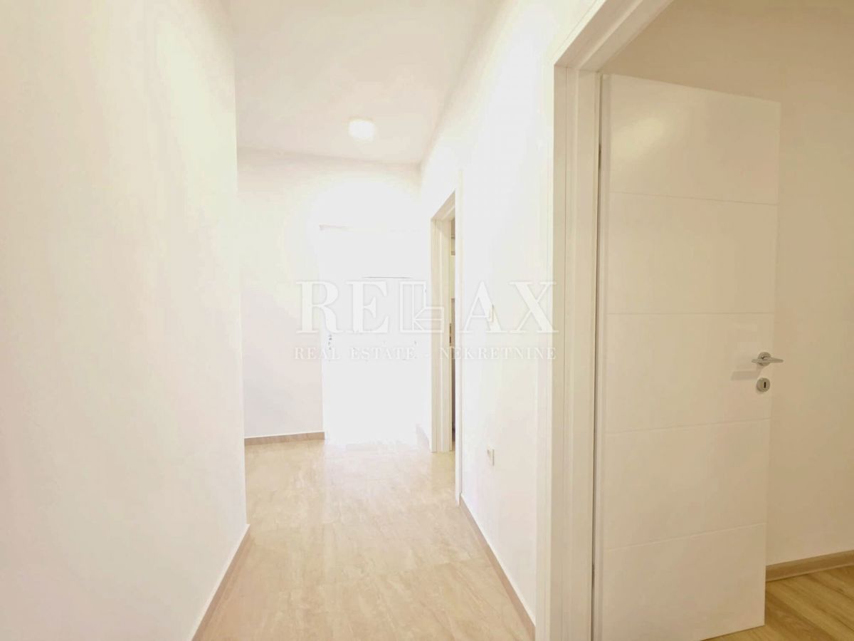 Viškovo, Saršoni - stanovanje z bazenom za uporabo, parkirišče