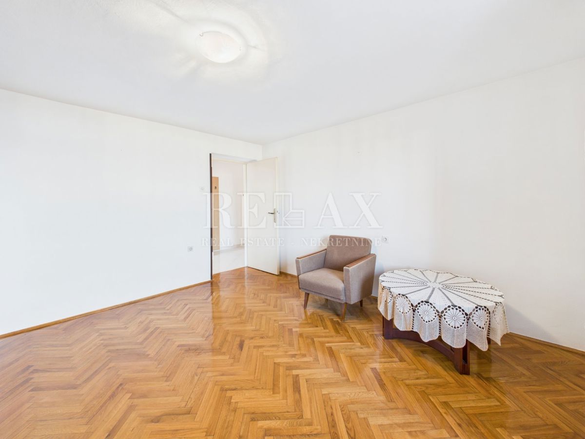 Crikvenica - stanovanje z vrtom