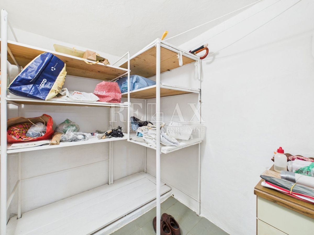 Crikvenica - stanovanje z vrtom