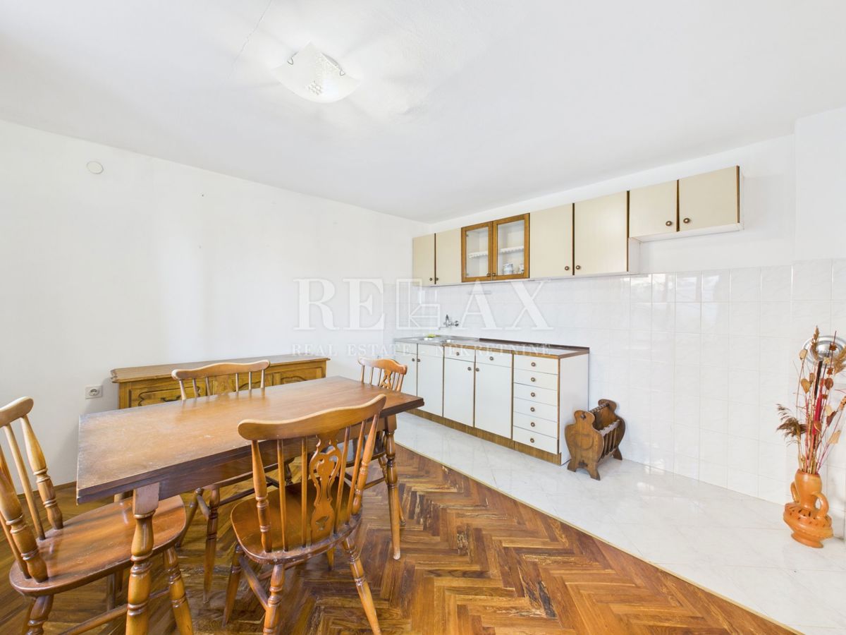 Crikvenica - stanovanje z vrtom