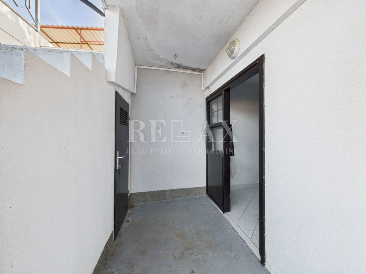 Crikvenica - stanovanje z vrtom