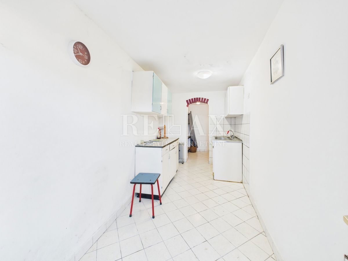 Crikvenica - stanovanje z vrtom