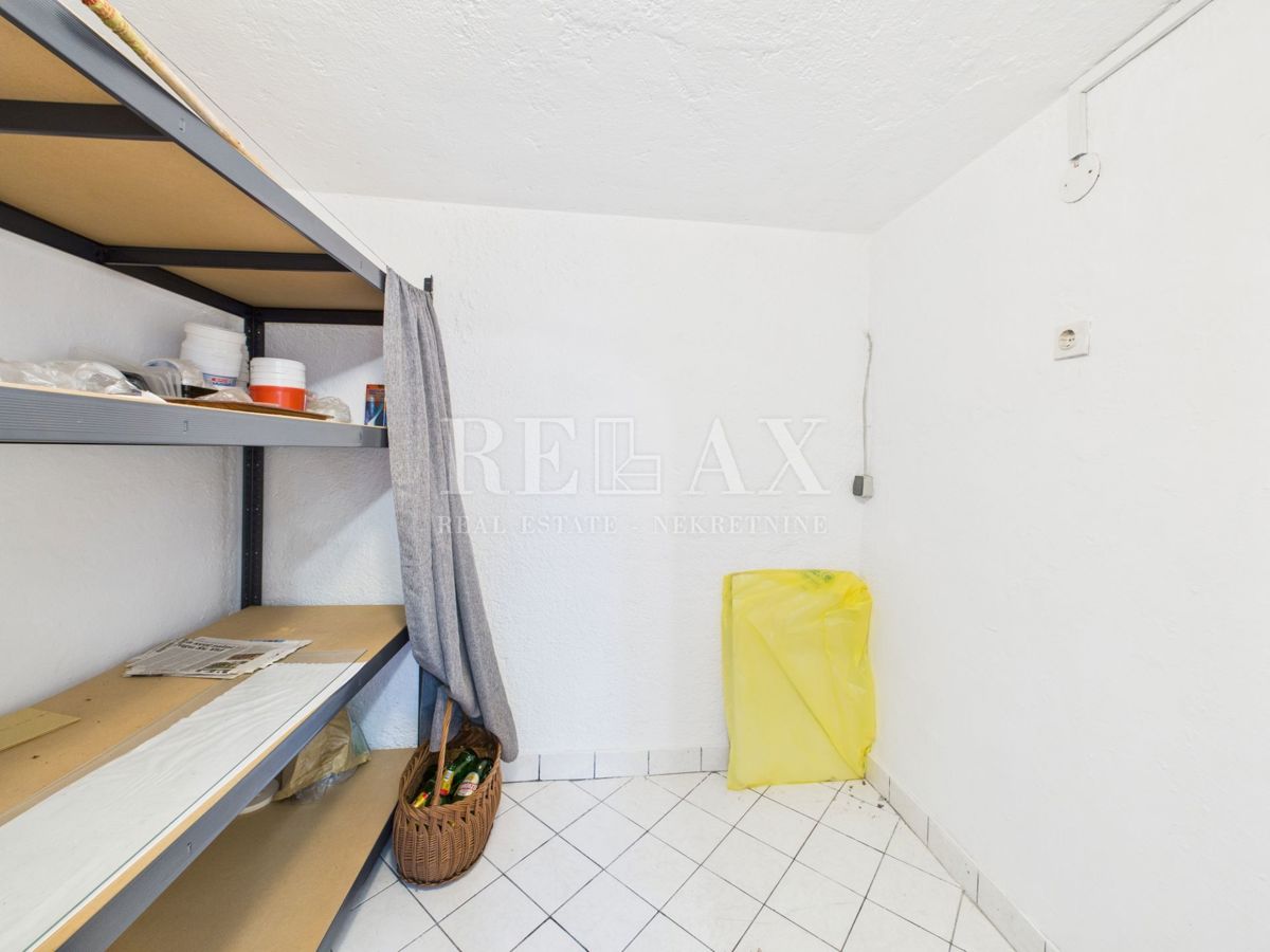 Crikvenica - stanovanje z vrtom