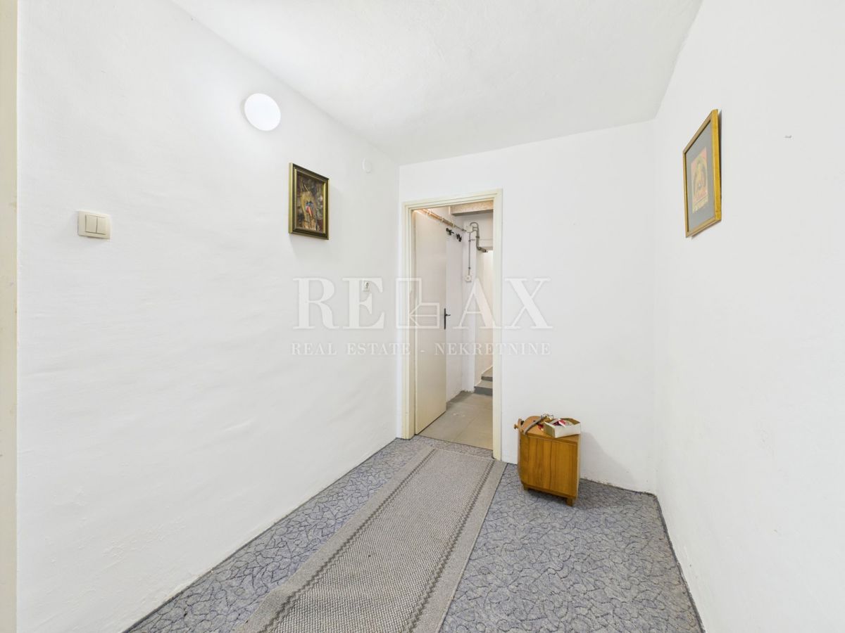 Crikvenica - stanovanje z vrtom