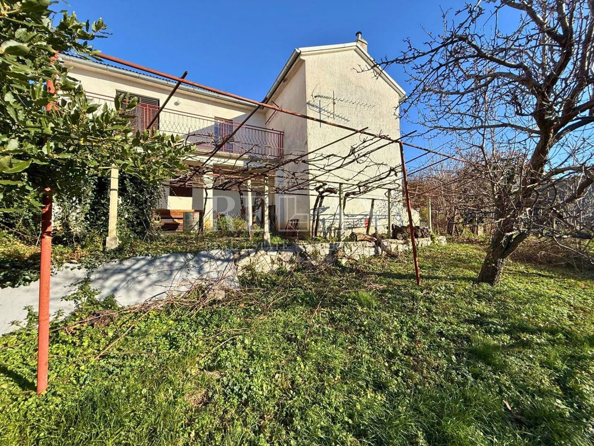 Bribir - starina s potencialom