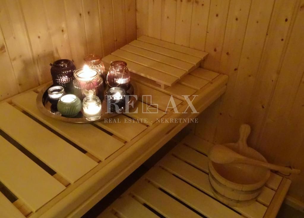 Bribir - na novo obnovljena hiša z ogrevanim bazenom