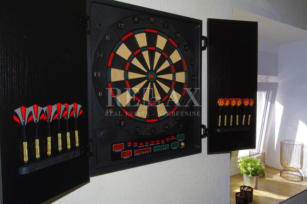 Bribir - na novo obnovljena hiša z ogrevanim bazenom