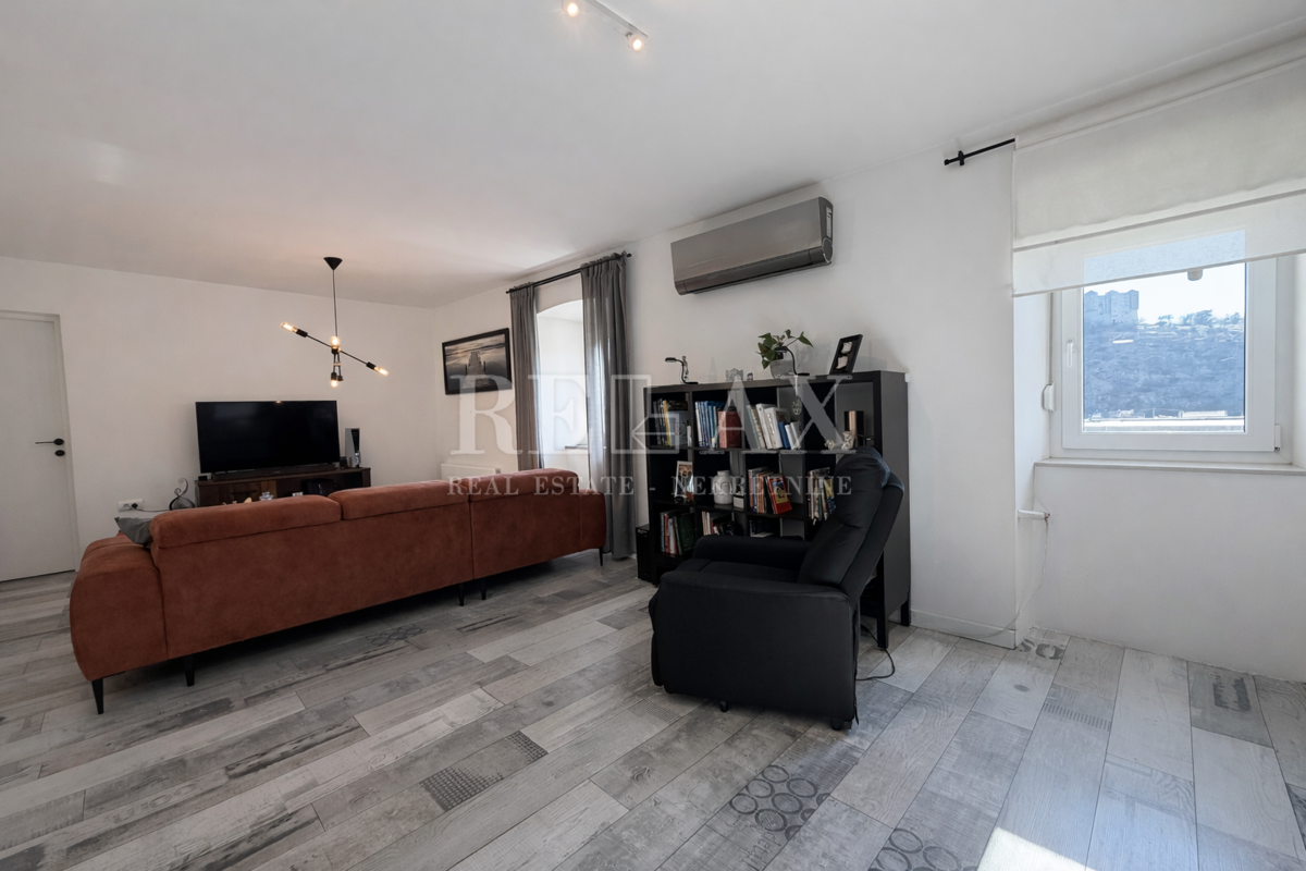 Senj - adaptirano stanovanje v centru