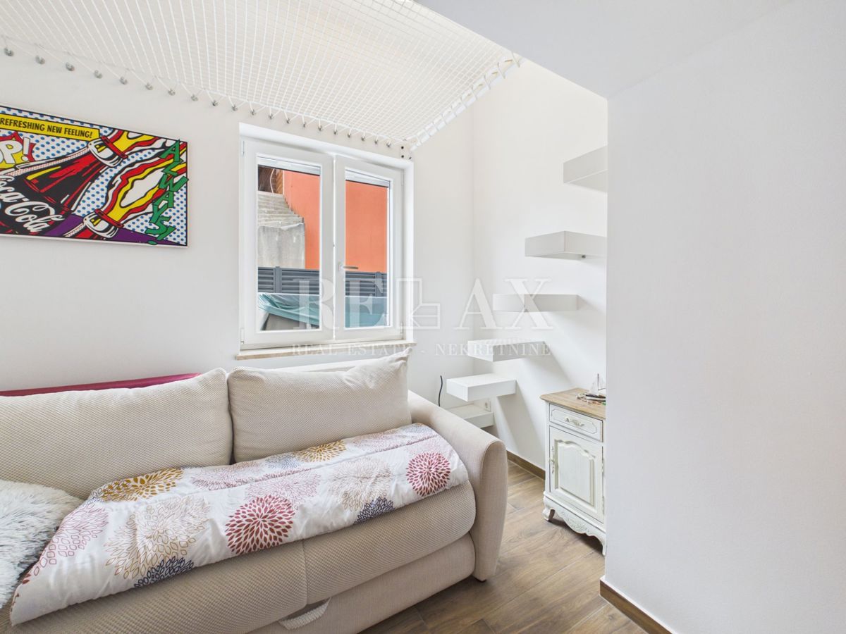 Otok Krk, Bogovići - apartma z bazenom, vrtom