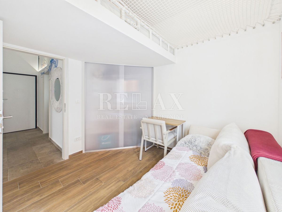 Otok Krk, Bogovići - apartma z bazenom, vrtom