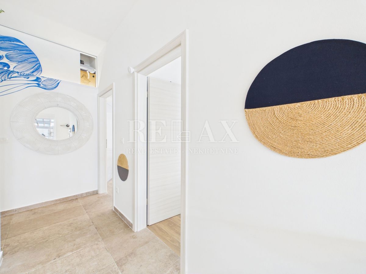 Otok Krk, Bogovići - apartma z bazenom, vrtom