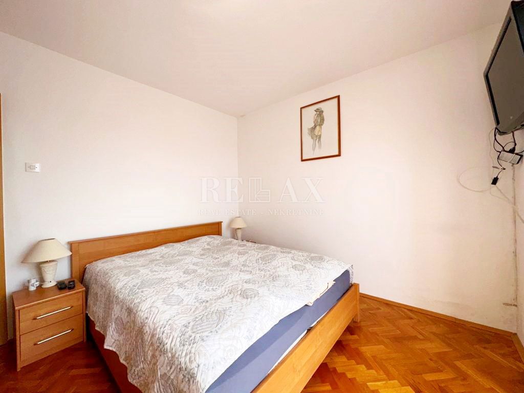 CRIKVENICA - Apartma z vrtom, pogled na morje