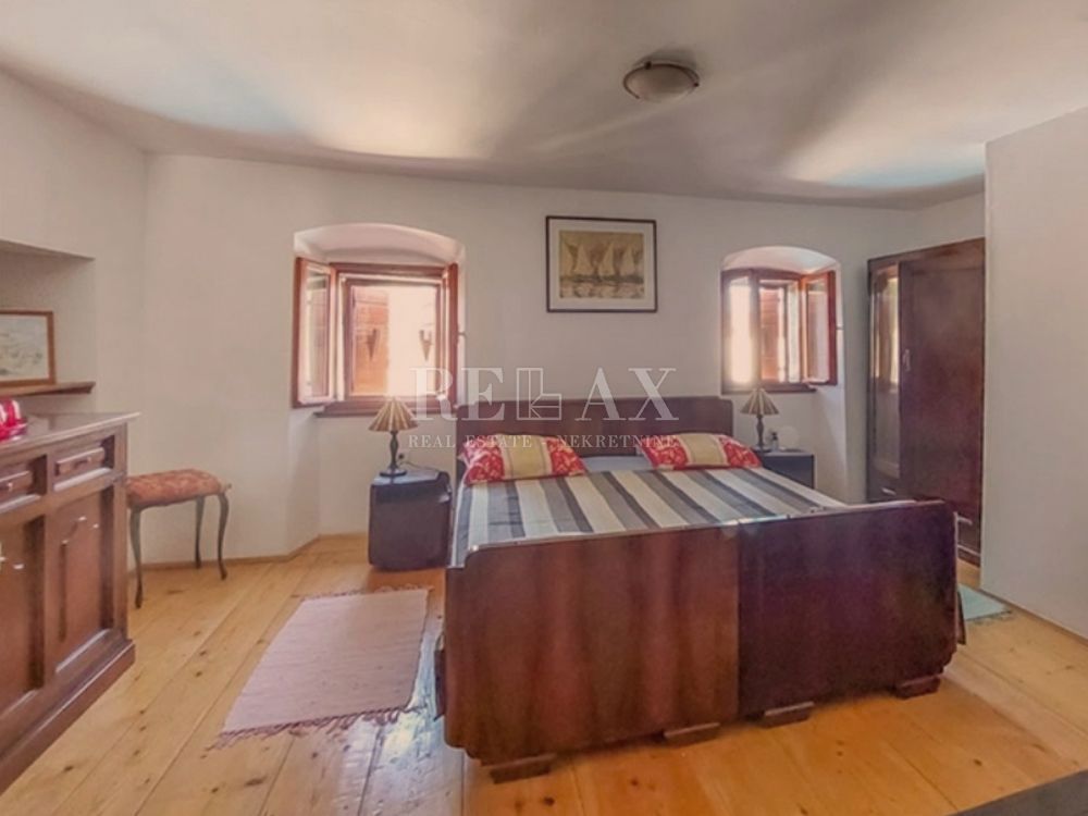 Počitniška hiša z bazenom - Lanišće, Istra